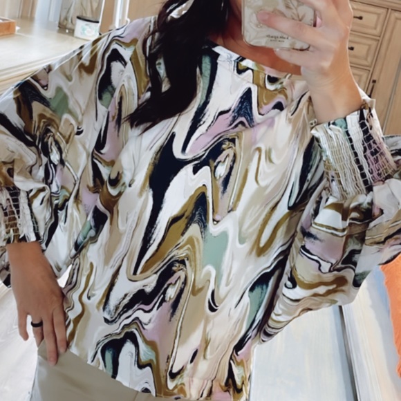 vine and love Tops - NWT Watercolor Balloon Long Sleeve Blouse Medium